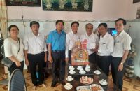 Thăm tặng quà và chúc tết cán bộ hưu trí ngành xây dựng